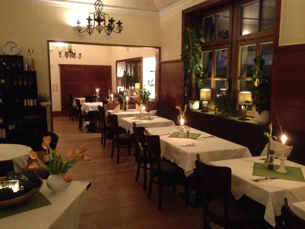 Linde Restaurant & Hotel Nußloch Εξωτερικό φωτογραφία