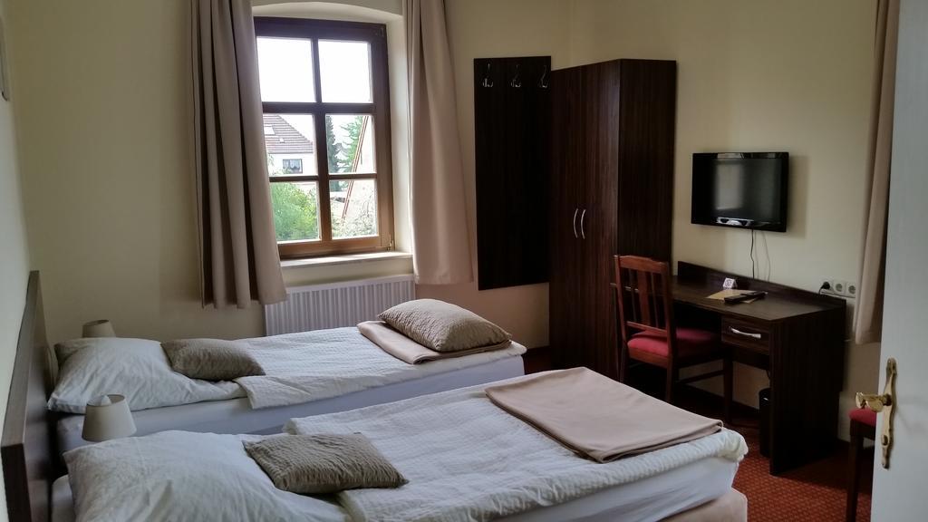 Linde Restaurant & Hotel Nußloch Εξωτερικό φωτογραφία